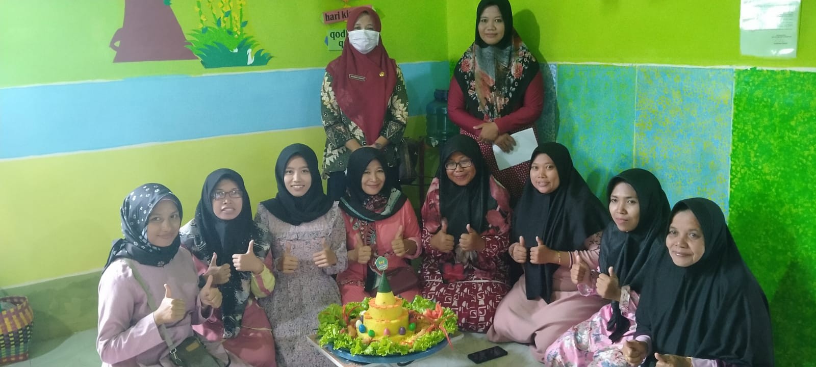 LOMBA HIAS TUMPENG, CARA MENYAMBUT HARLAH KB AT TAUFIQIYAH KE-14