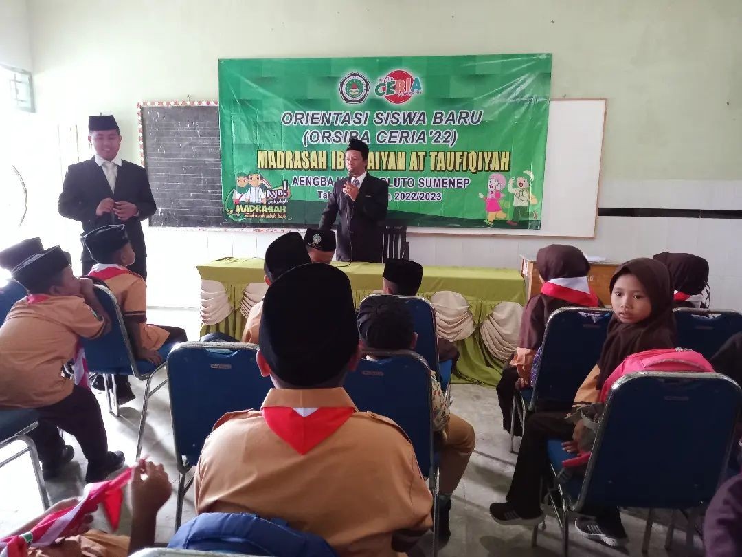 MI AT TAUFIQIYAH GALAKKAN ORIENTASI SISWA BARU (ORSIBA CERIA 2022) DENGAN KEGIATAN MENARIK